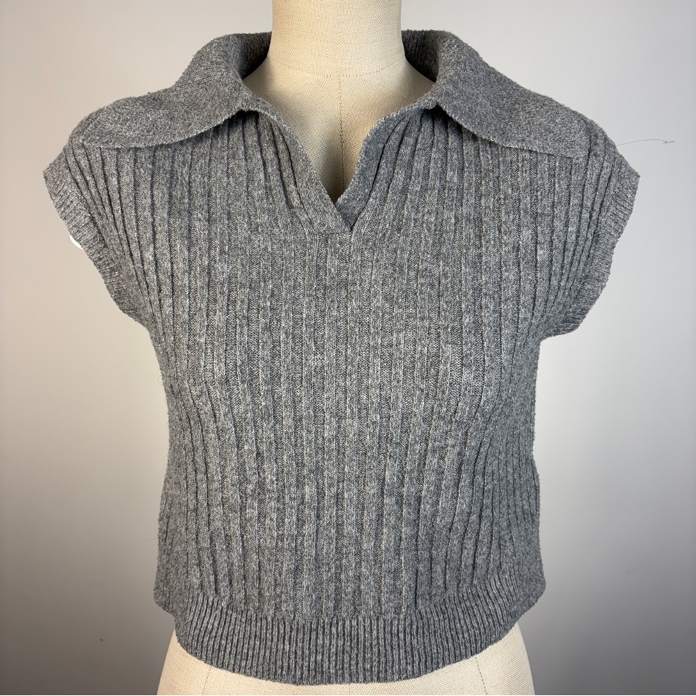 Willow & Wind Preppy Grey Ribbed Polo Crop Top Knit Vest Minimalist XS
